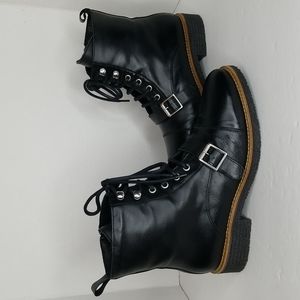 BERTUCHI LEATHER BOOTS